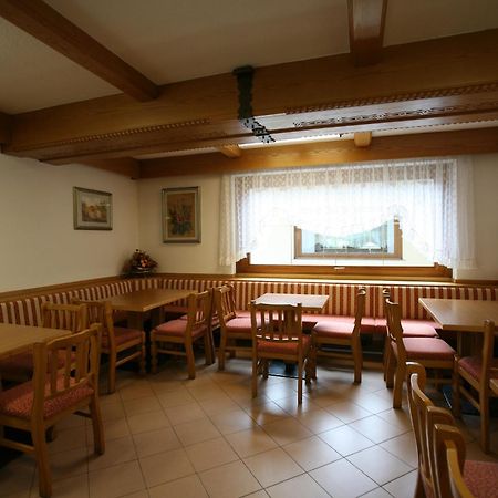 Hotel Sella Ronda Serenella กัมปีเตลโลดีฟัสซา ภายนอก รูปภาพ